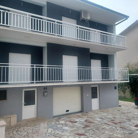 Apartment Sano Podstrana Buitenkant foto