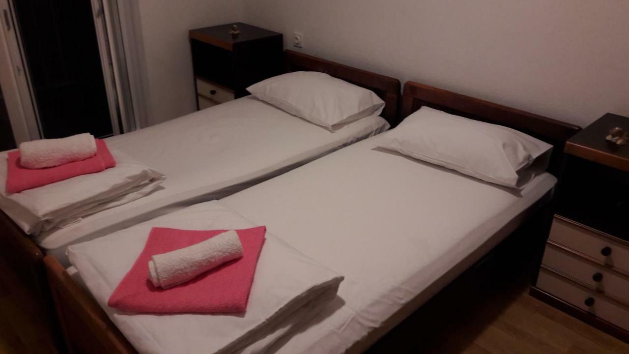 Apartment Sano Podstrana Buitenkant foto