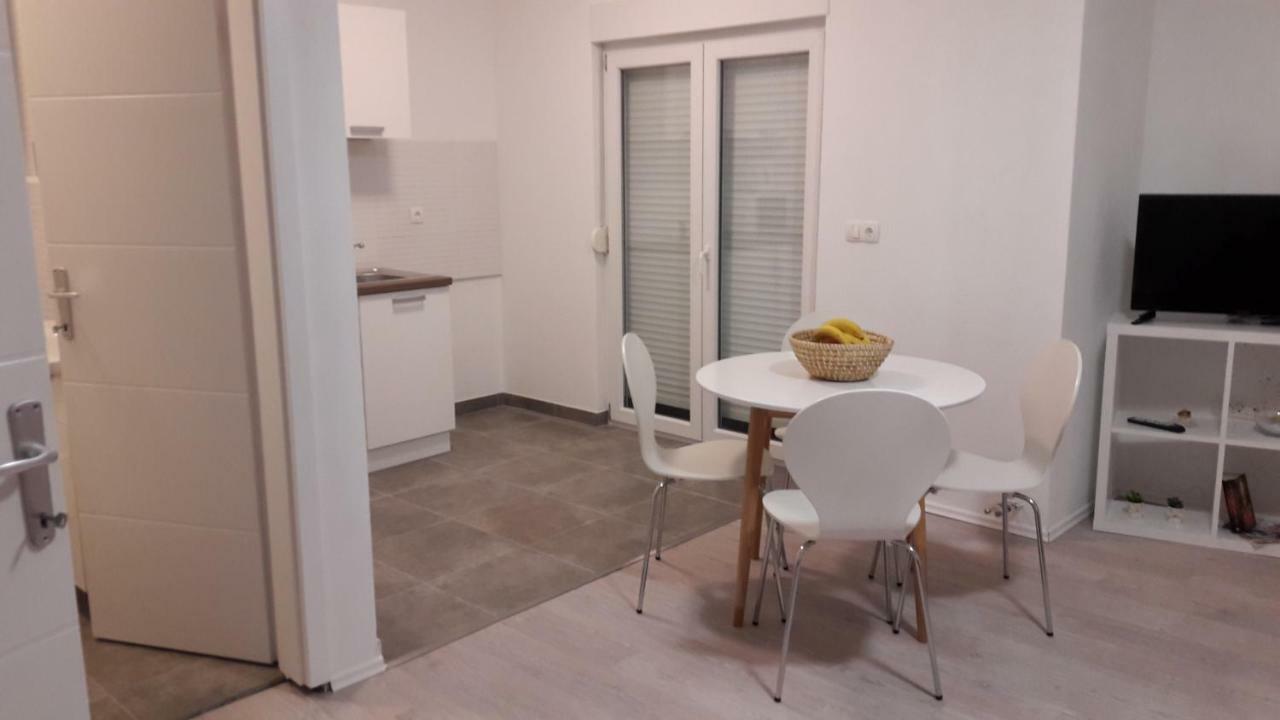 Apartment Sano Podstrana Buitenkant foto