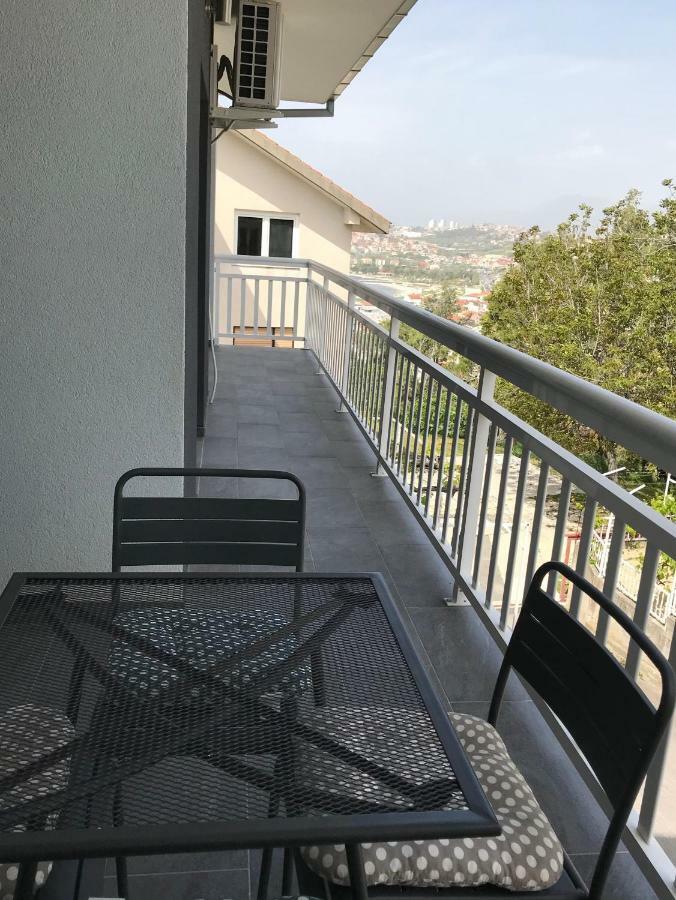 Apartment Sano Podstrana Buitenkant foto